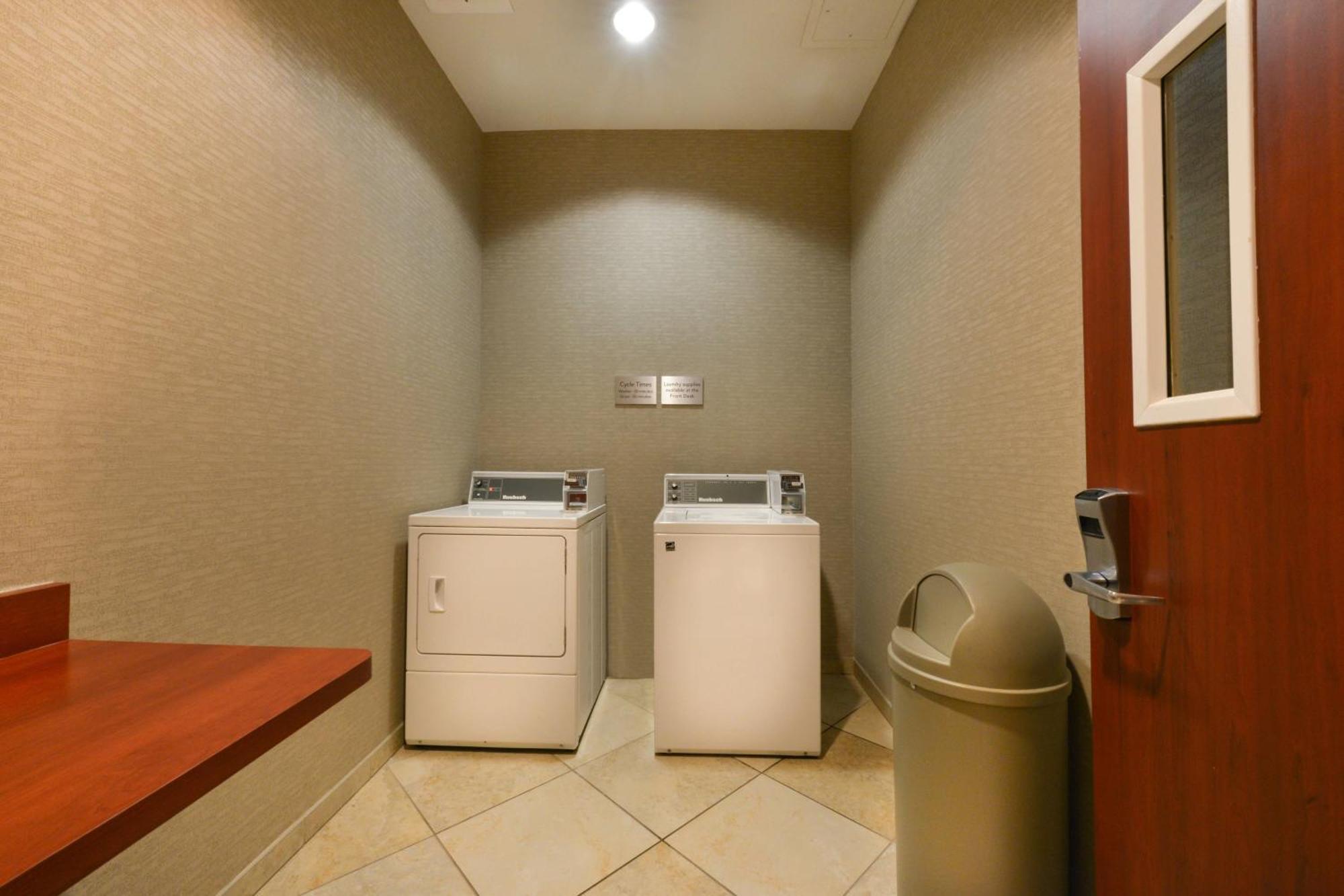 Courtyard Thousand Oaks Ventura County Εξωτερικό φωτογραφία