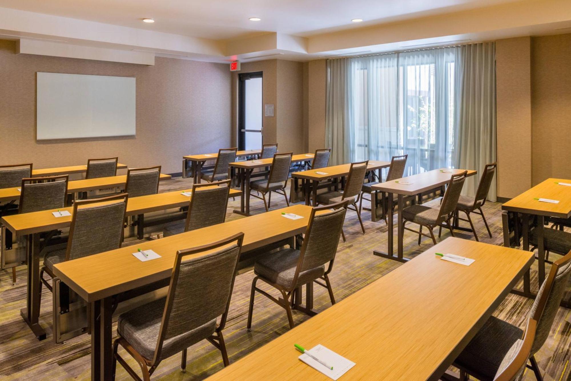 Courtyard Thousand Oaks Ventura County Εξωτερικό φωτογραφία